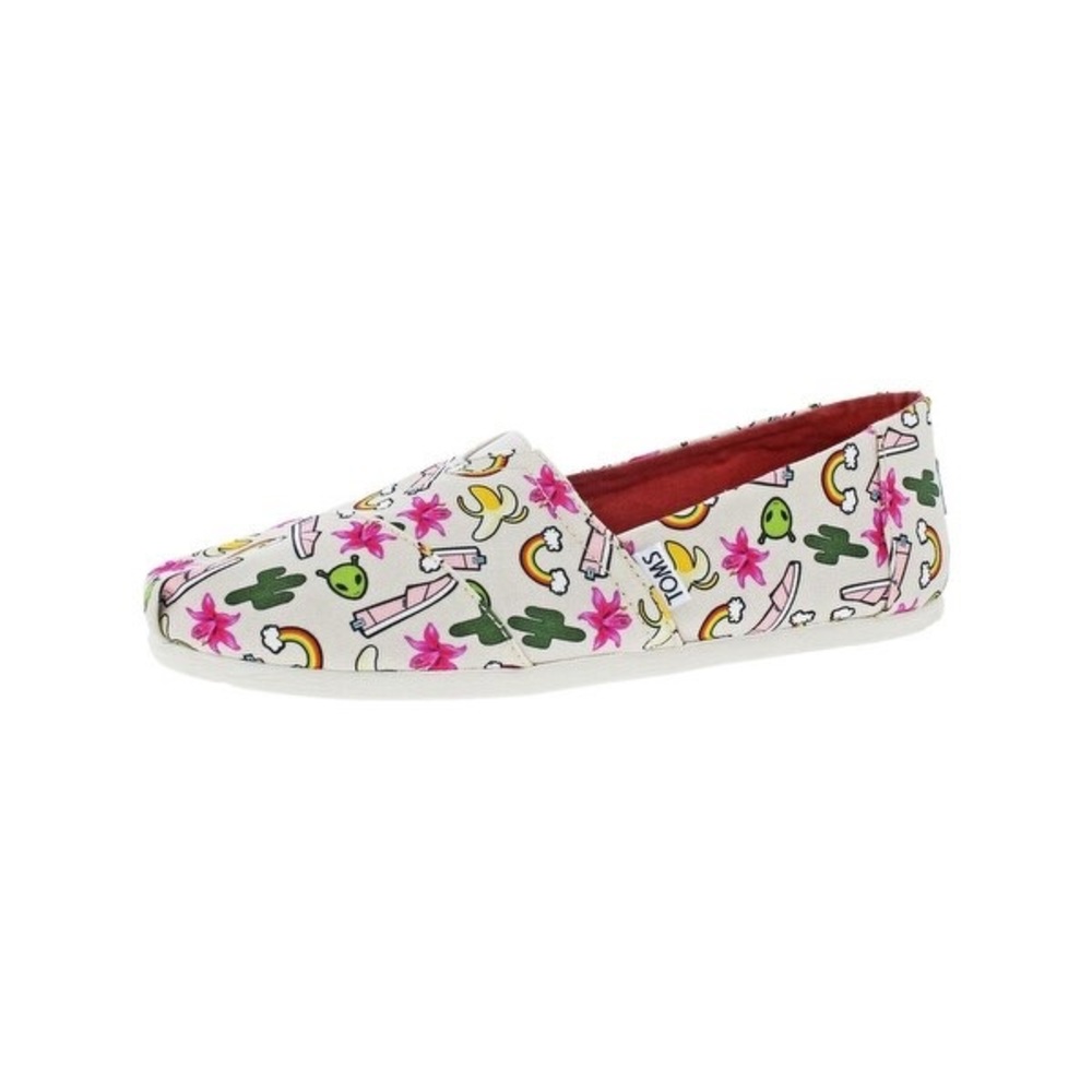 Cute TOMS